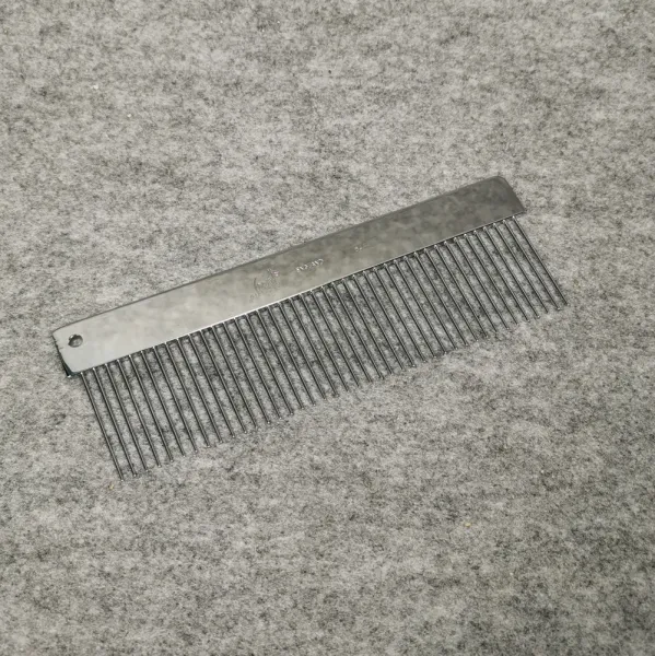 Spratts Kamm No. 84