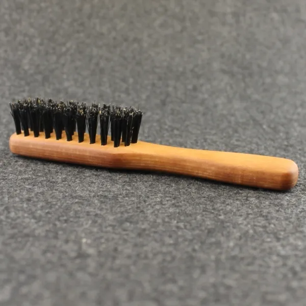 Bartbürste mit Griff