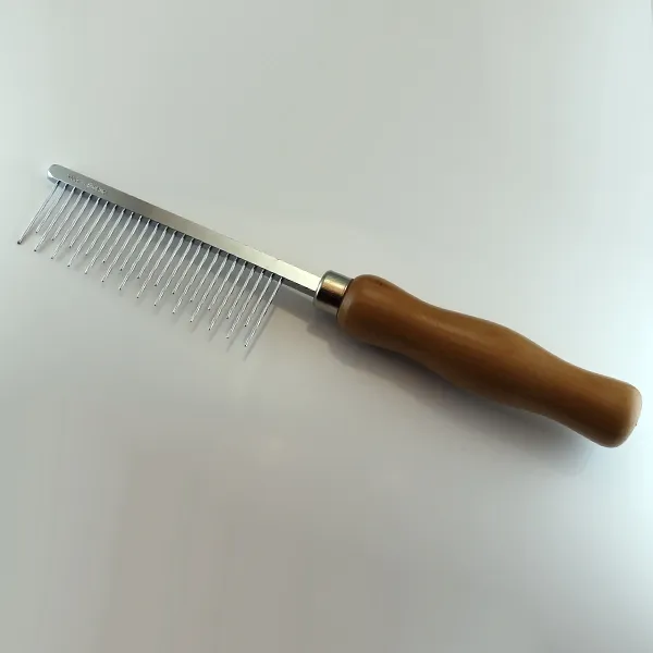 großer Moulting Kamm